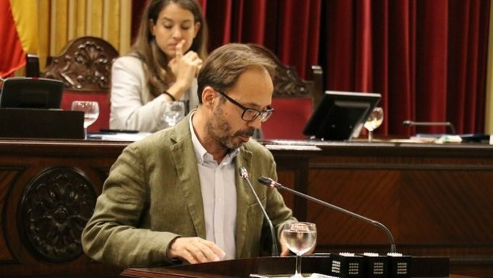 El diputado de MÉS per Menorca, Josep Castells.