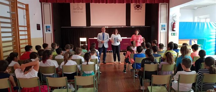 Presentación del certamen 'Solidaridad en Letras'