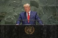 Trump asegura a los venezolanos que EEUU está con ellos frente al "dictador Maduro"