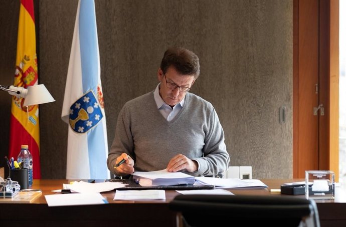 El presidente de la Xunta, Alberto Núñez Feijóo, prepara el Debate sobre el Estado de la Autonomía