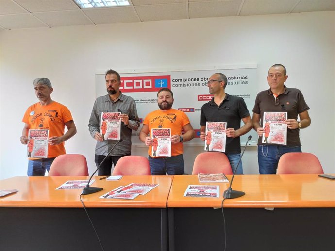 Trabajadores de Vesuvius y responsables de CCOO presentan una nueva movilización en rueda de prensa.