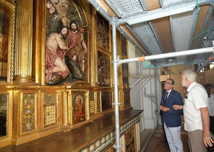 Finalizada la restauración del retablo de San Juan Bautista