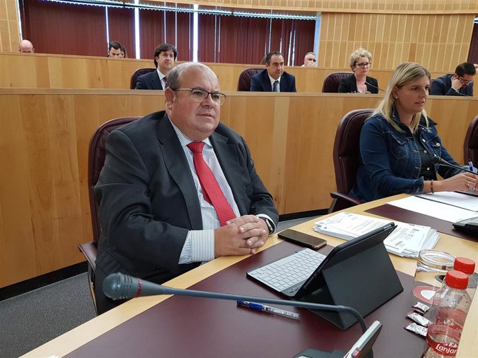 El portavoz del PP en la Diputación de Granada, José Robles