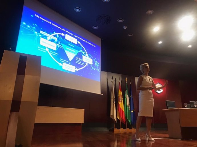 Rosa Siles en el Congreso Internacional Emprendimiento e Innovación
