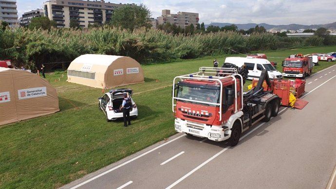 Búsqueda de un bebé presuntamente abandonado en el río Bess.