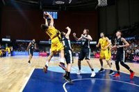 Ferrari funde al Unicaja y el Bilbao Basket vence en La Laguna
