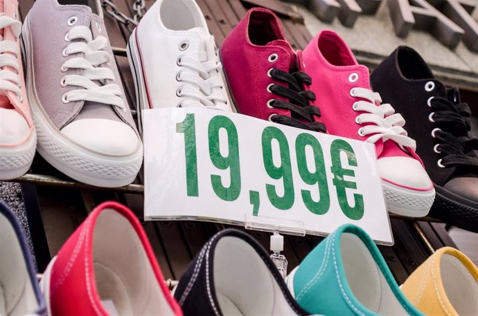 Las ventas del comercio minorista de calzado crecieron ligeramente un 0,7% en 2018, hasta 3.030 millones
