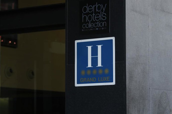 Hotel de cinco estrellas gran lujo, turismo, alojamiento