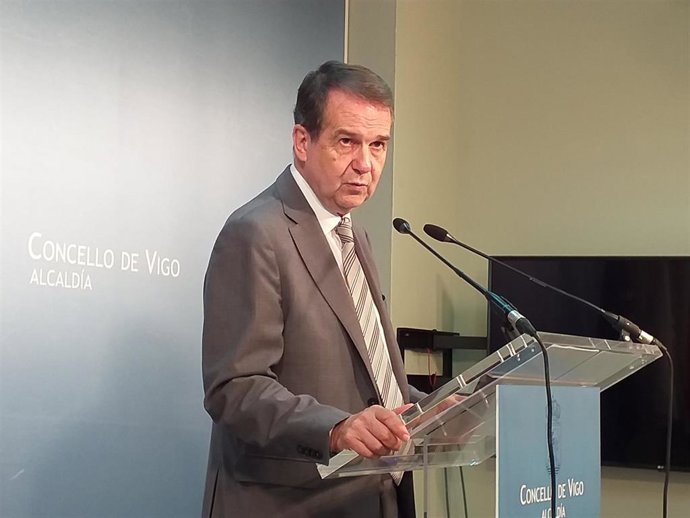 Abel Caballero, alcalde de Vigo, en rueda de prensa.