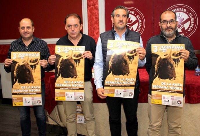Miguel Ángel Teresa, Benito Serrano, José María Manchado y José Luis Palomar en la presentación de las jornadas.
