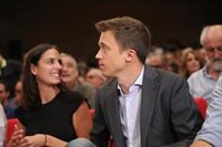 Errejón avisa a Sánchez que no le dará un "cheque en blanco" y no facilitará un gobierno si se escora a la derecha
