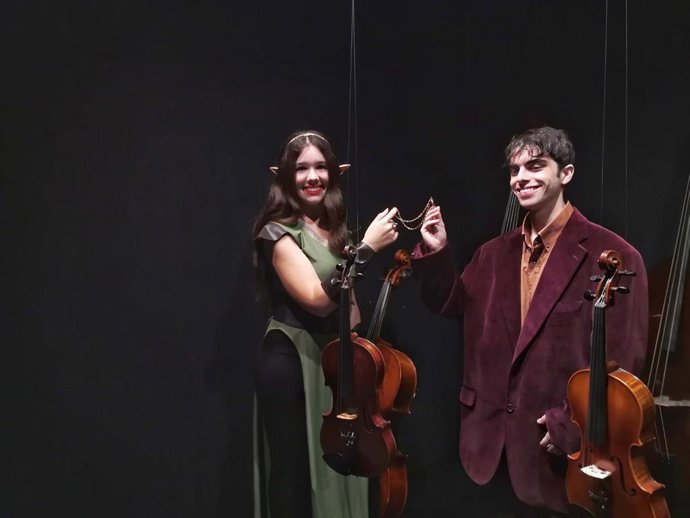 Dos personajes basados en las obras de Tolkien que participarán en la nueva temporada de cuentacuentos del MIMMA de Málaga.