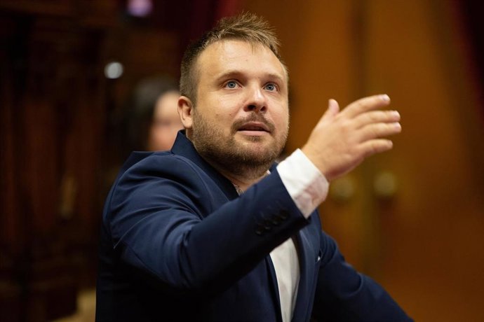 Dimas Gragera (Cs) interviene en la segunda jornada del Debate de Política General en el Parlament