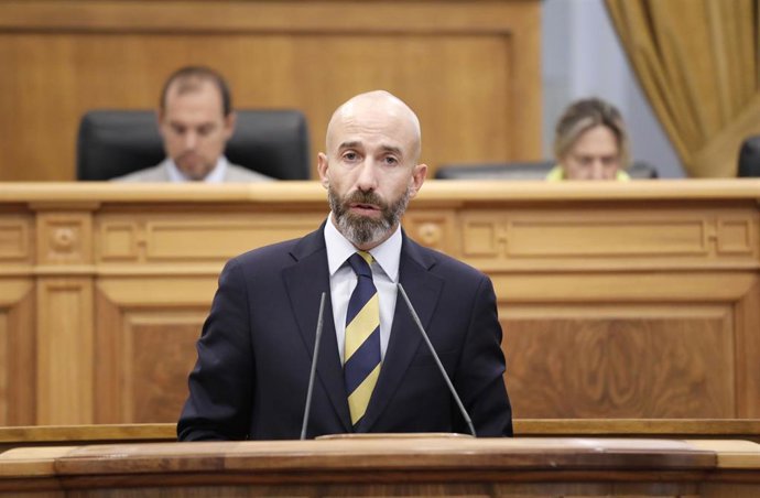 El diputado de Cs David Muñoz en el pleno de las Cortes.