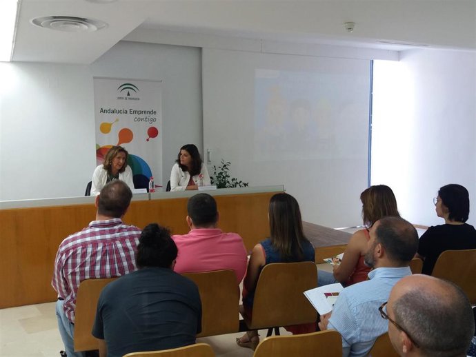 Jornada formativa en Camas