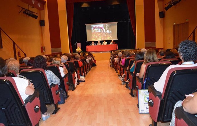 Inauguración del I Encuentro de Asociaciones de Cáncer de Mama de Sevilla