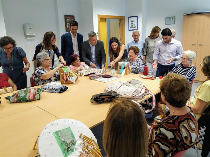 Visita al Centro de Participación Activa de Alcalá la Real.