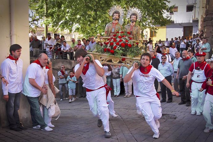 El robo de los santos se repte cada año dentro de las fiestas de San Cosme y San Damián de Arnedo