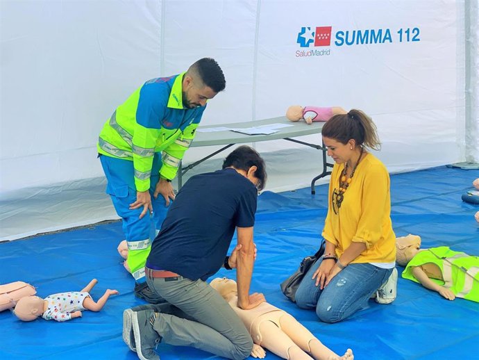 Talleres de RCP y uso del desfibrilador del SUMMA 112