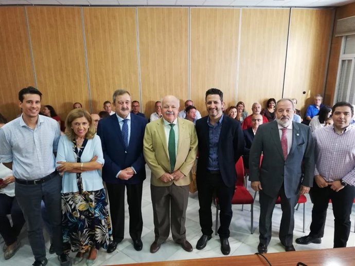 La Junta de Andalucía trabaja junto a expertos en la próxima campaña de vacunación de la gripe.