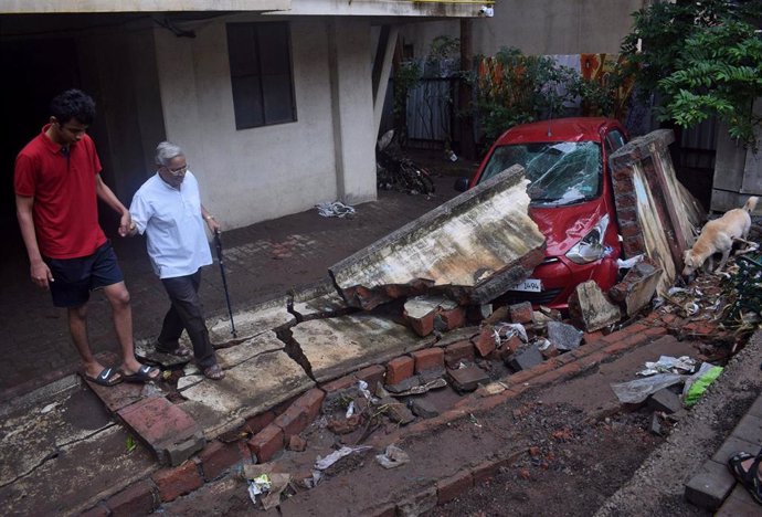 Destrozos causados por el monzón en Pune, India