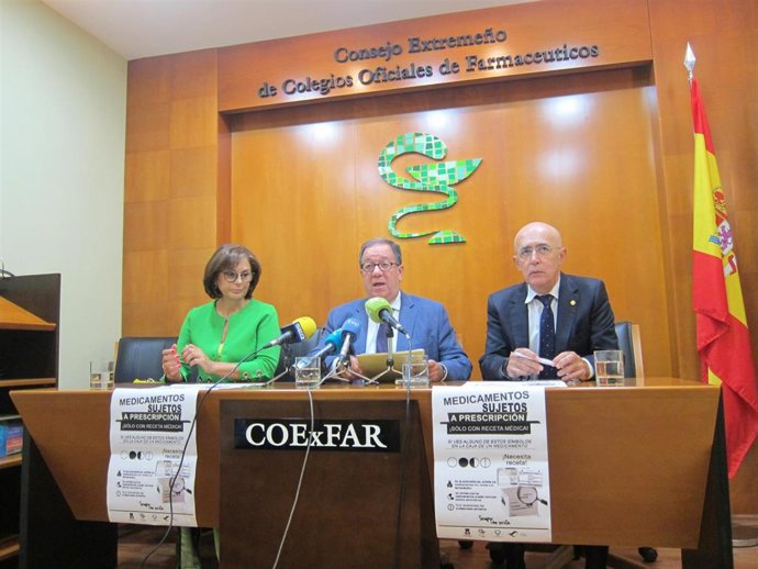 Presentación de la campaña impulsada por el Colegio Farmaceútico de Extremadura.