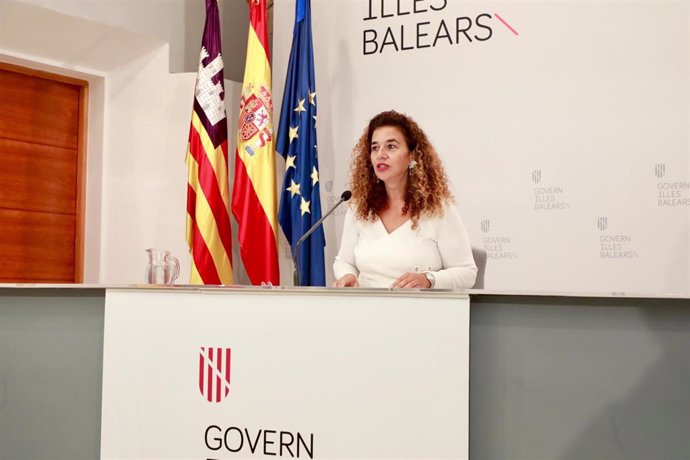 La portavoz del Govern, Pilar Costa, en la rueda de prensa posterior al Consell de Govern