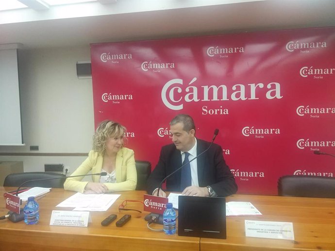 Nuria Sánchez y Alberto Santamaría hacen balance del primer año andadura de la Cámara de Soria.