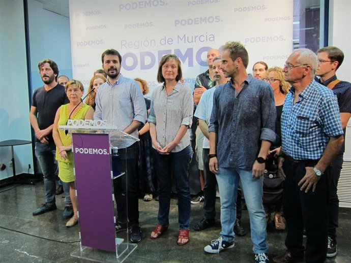 Rueda de prensa de Podemos con Javier Sánchez Serna al frente, portavoz de la gestora de Podemos tras la marcha de Óscar Urralburu