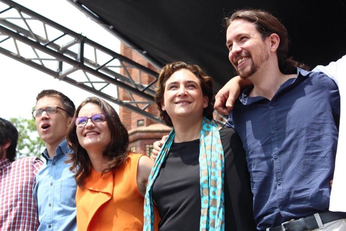 Iñigo Errejón, Mónica Oltra, Ada Colau y Pablo Iglesias en una imagen de archivo    