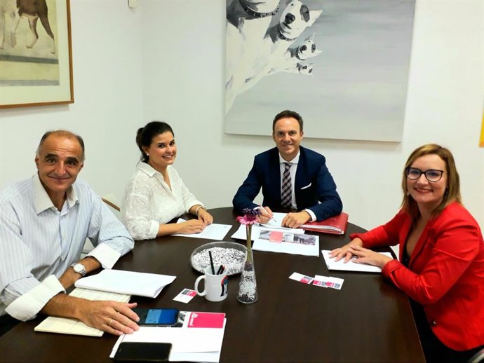 De la Encina con el servicio de ayuda a domicilio en La Janda