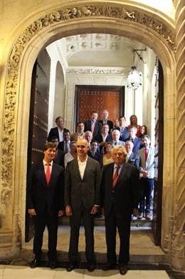 Declaración conjunta por el turismo de Sevilla del Ayuntamiento hispalense y empresarios