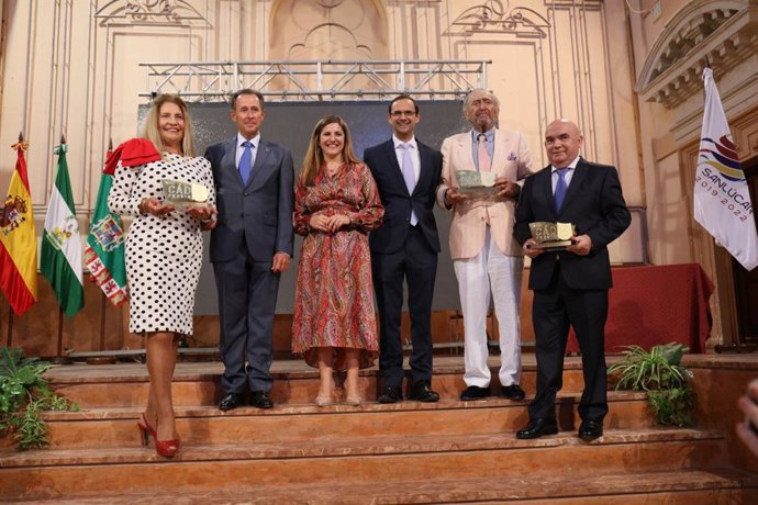 Premiados de la Diputación de Cádiz por el Día del Turismo