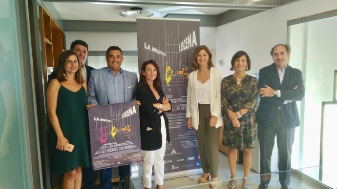 Reunión de la Junta y el COAH sobre la Guía de la Arquitectura de la provincia de Huelva.