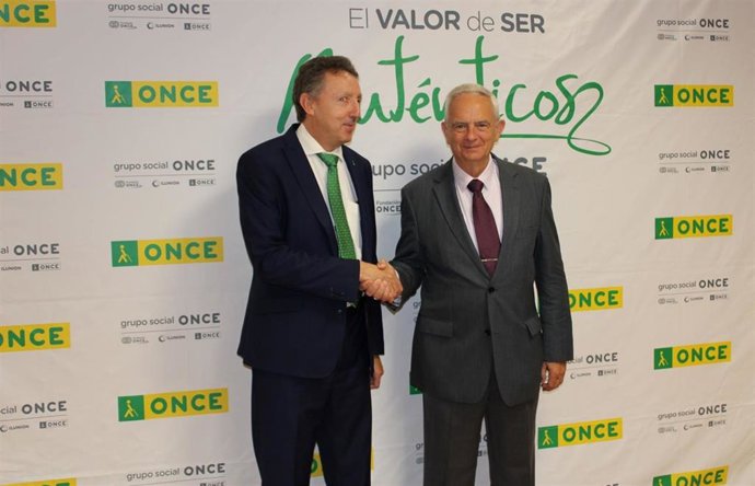 La Asociación de Hoteles y la ONCE se unen para promover la accesibilidad.