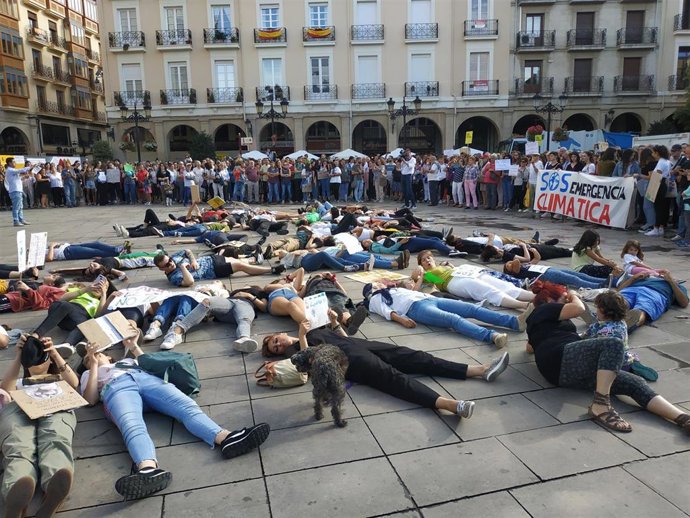 Logroño secunda la huelga mundial por el clima