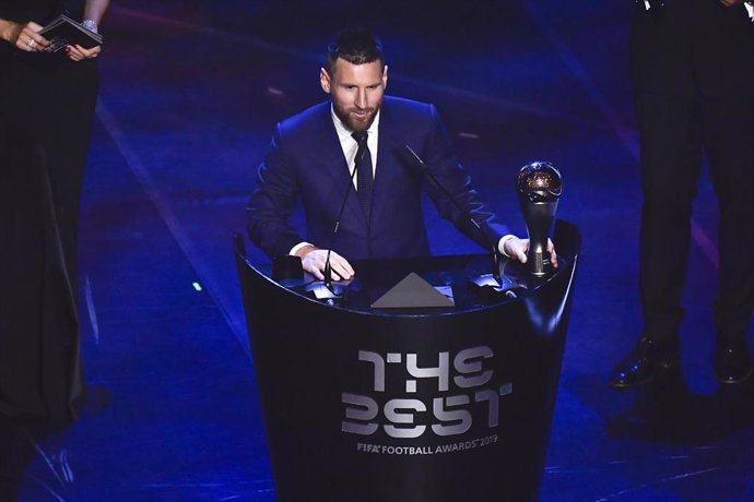 23 September 2019, Italy, Milan: Barcelona's Lionel Messi speaks after receiving the best men footballer award during the FIFA Best Football Awards 2019 ceremony at Teatro La Scala. Photo: Marco Alpozzi/Lapresse via ZUMA Press/dpa