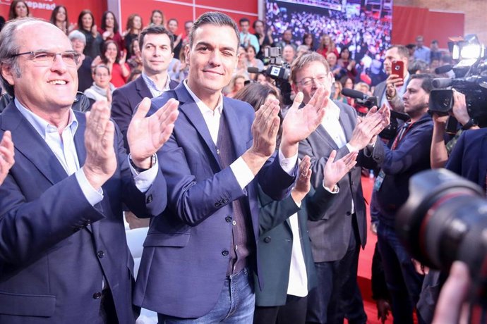 El presidente del Gobierno, Pedro Sánchez, en el Comité Federal y posterior acto de presentación de las candidaturas autonómicas del PSOE en Fuenlabrada (Madrid)  