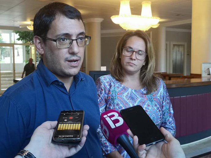 El conseller de Modelo Económico, Turismo y Trabajo, Iago Negueruela, en declaraciones a los medios