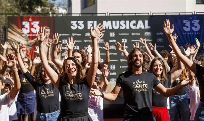 33 El Musical Presentación 2 Temporada