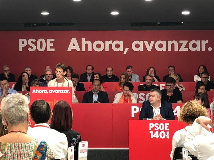 La secretaria general del PSN y presidenta del Gobierno foral, María Chivite, interviene ante el Comité Federal del PSOE