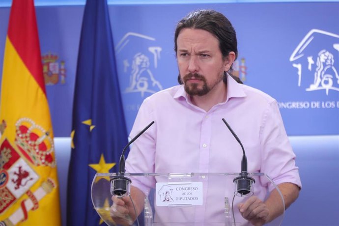 AMP.- Iglesias dice que el adversario no es Errejón sino la oligarquía y se ve c