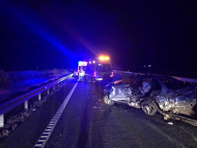 Accidente de tráfico en la A-66 en Calzadilla de los Barros (Badajoz)