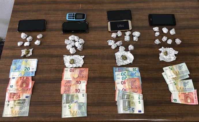 Material incautado en un local de venta de droga en Son Gotleu.