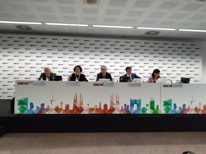 J. Tabernero, R.Vera, I.Durán, A.Cervantes y P.Garrido en rueda de prensa en el ESMO Barcelona 2019