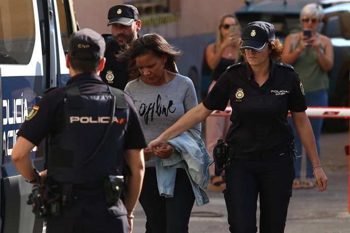 Ana Julia Quezada arriba a l'Audincia Provincial d'Almeria per escoltar el veredicte sobre la mort violenta de Gabriel Cruz.