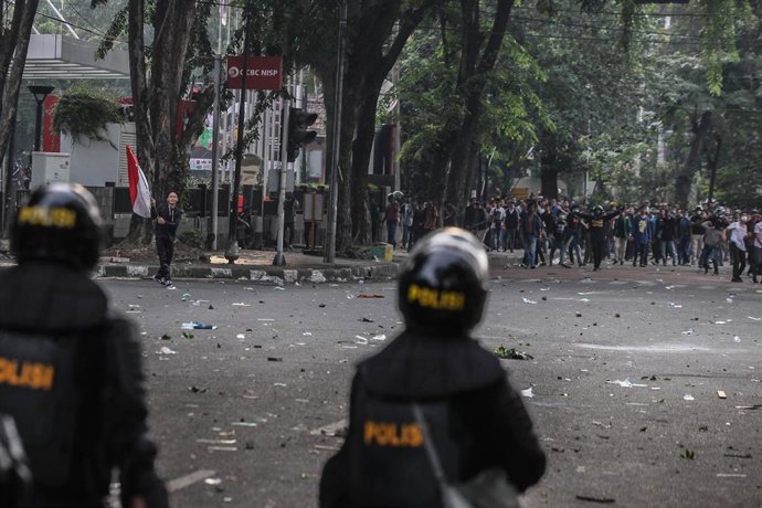 Manifestación frente al Parlamento de Indonesia en Yakarta 