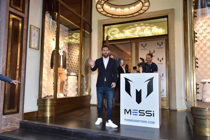 Messi inaugura su propia marca de ropa
