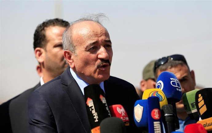 El ministerio de Interior sirio, Mohamad Jaled al Rahmun, durante la reapertura del paso de Qaim entre Irak y Siria.