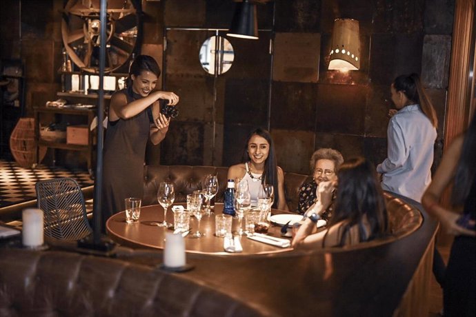 Adopta un Abuelo presenta el primer 'Voluntariado Foodie' en el Día Internacional de los Mayores